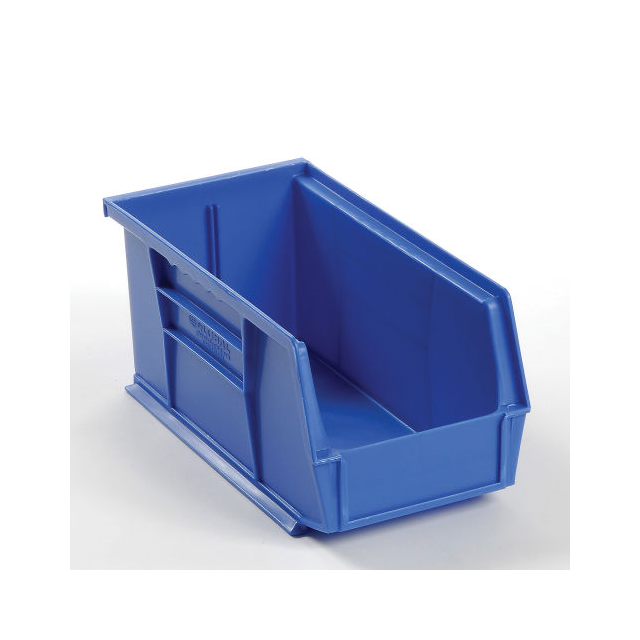 PLASTIC STACKING AND HANGING PAR